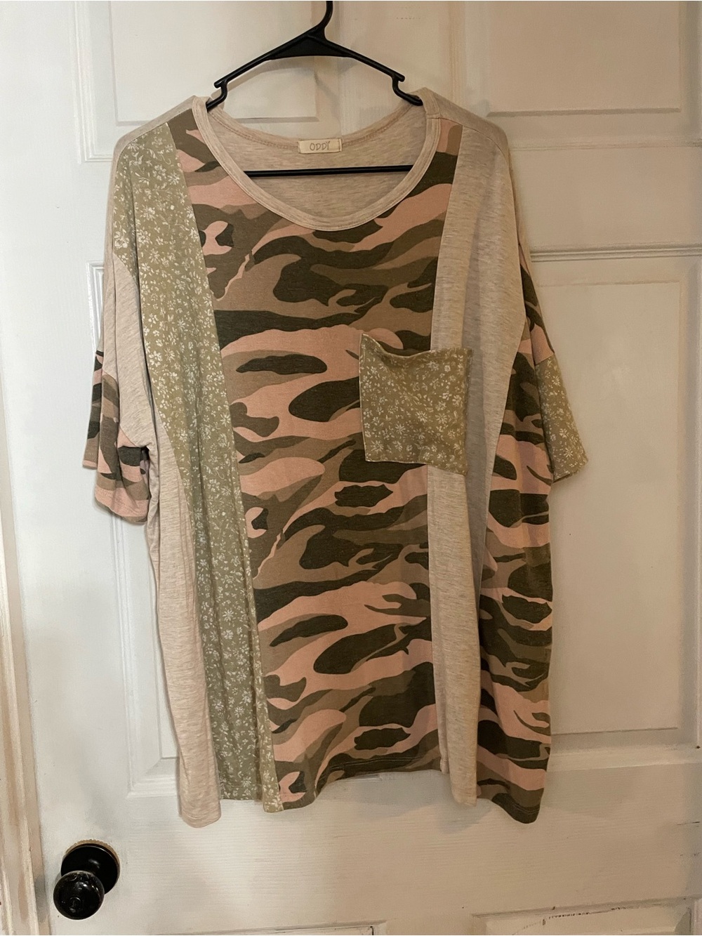 Oddy Camo Patchwork Short Sleeve Tee in Pink and Olive 1x